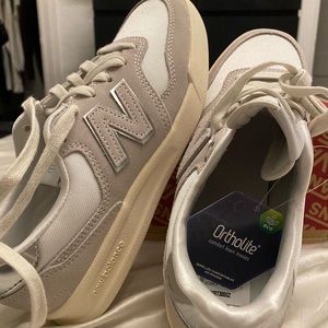 New Balance Sneakers